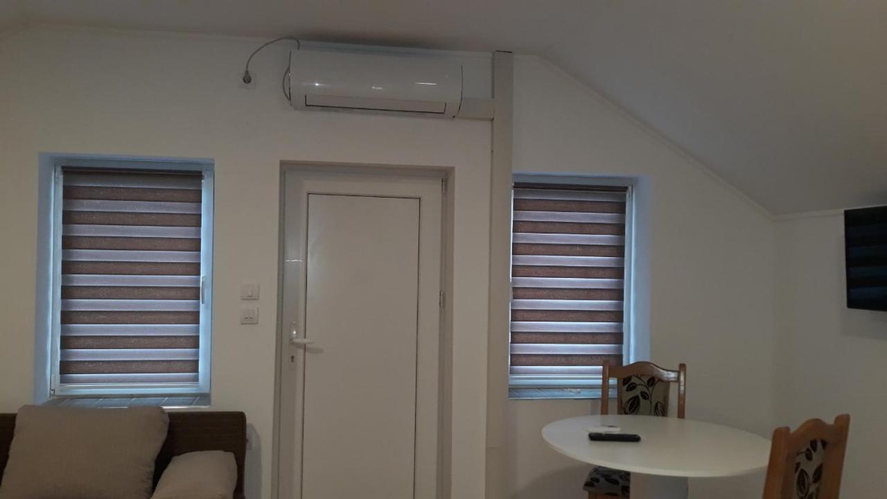 Apartment M&M Pacir الغرفة الصورة